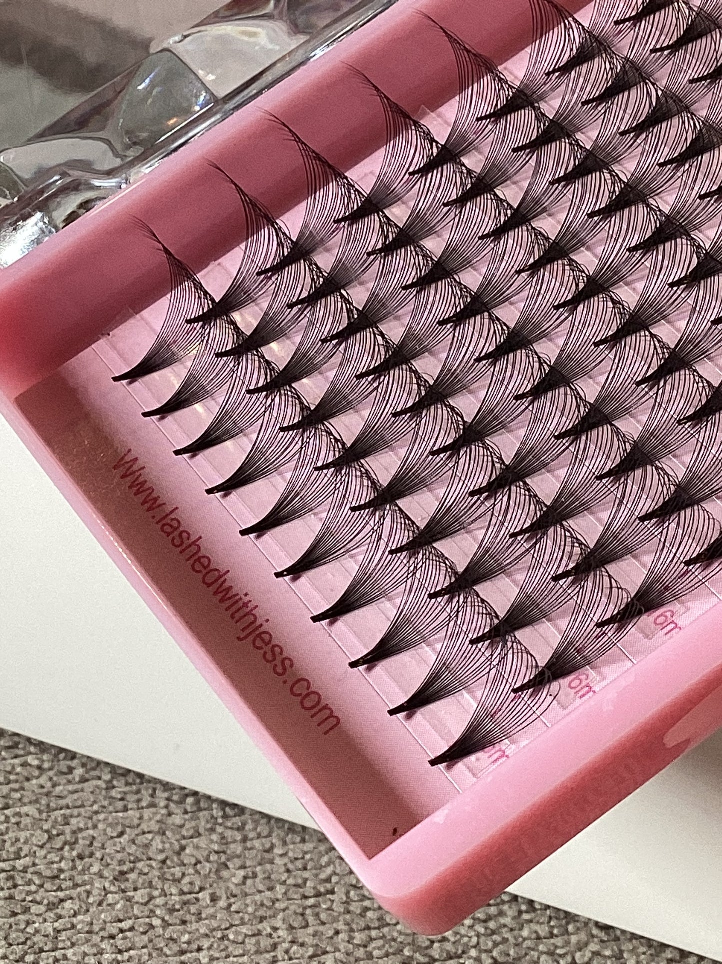 0.3 Premade 16D Lash Trays
