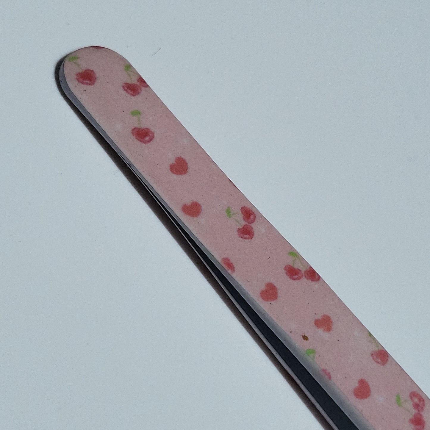 Cherry 45° Isolation Tweezer