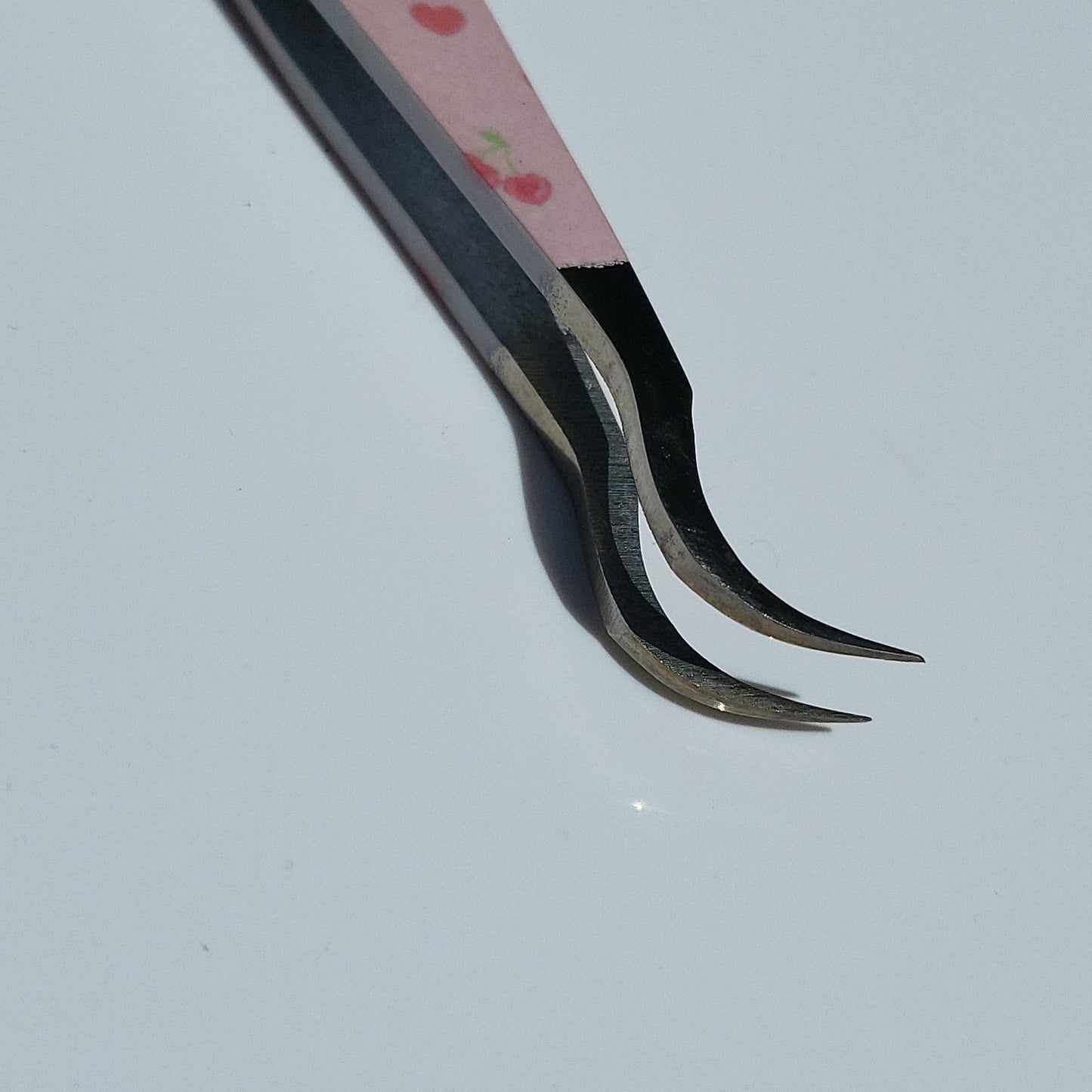 Cherry Hook Tweezer