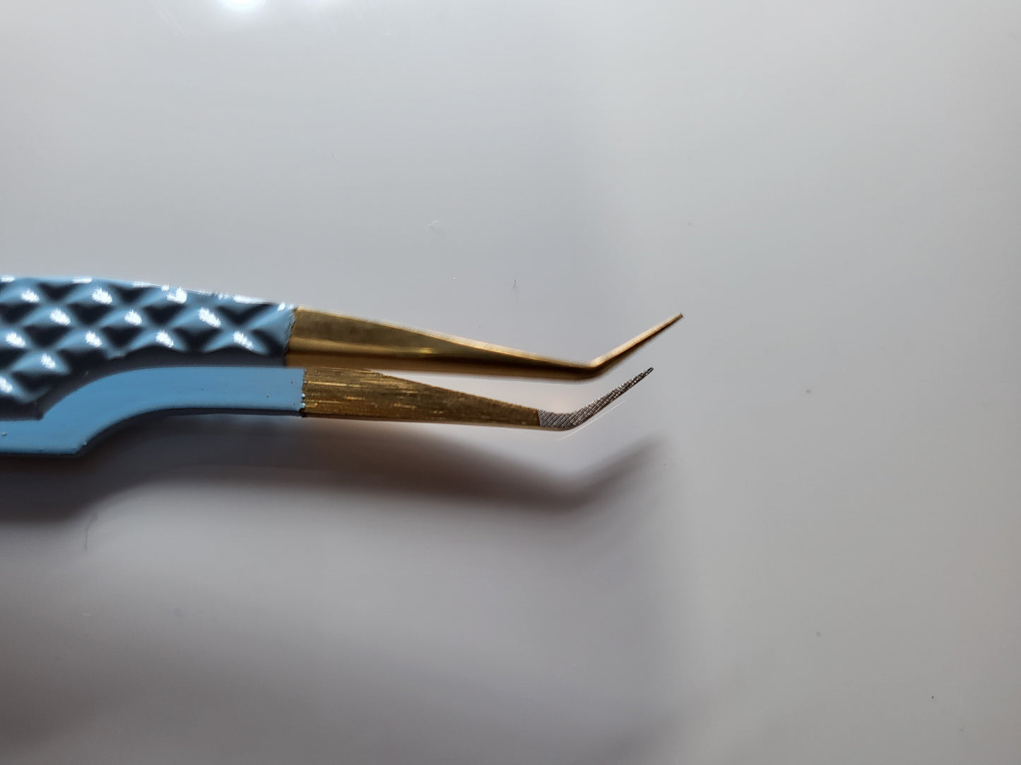 Sky Blue 45 Isolation Tweezer